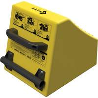 Cale de roue ultra-robuste pour l'exploitation mini&egrave;re Checkers Safety, PEHD, Jaune, 14-1/2" la x 17-1/2" p x 16" h Duraquip Inc