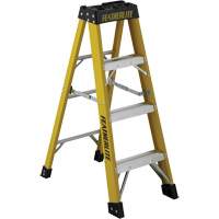 Industrial Heavy-Duty Stepladders (6900 Series), 4', Fibreglass, 300 lbs. Capacity, Type 1A Duraquip Inc