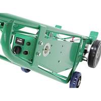 Diable pour baril motoris&eacute; avec roues pneumatiques Duraquip Inc