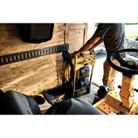 2X20V MAX* XR&reg; Brushless Cordless Lawn Mower Kit, Push Walk-Behind, Battery Powered, 21" Cutting Width Duraquip Inc