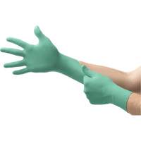 Gants d'examen Micro-Touch Affinity, T-petit, N&eacute;opr&egrave;ne, 6,3-mil, Sans poudre, Vert, Classe 2 Duraquip Inc