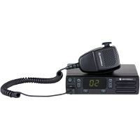 Radio et répéteur portatif de série CM200d SGM906 | Duraquip Inc