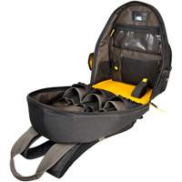 Sacs &agrave; dos pour outils Techgear &agrave; 53 pochettes, 16" lo x 13-1/4" la, Noir, Polyester Duraquip Inc