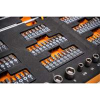 Jeu d'outils &agrave; t&ecirc;te &eacute;troite pour m&eacute;canicien dans un plateau de rangement en mousse Duraquip Inc