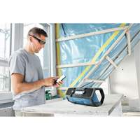 Compact Jobsite Radio with Bluetooth&reg; 5.0, Lithium-Ion, 18 V Duraquip Inc