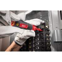 Tournevis &agrave; embouts interchangeables &agrave; tige articul&eacute;e isol&eacute; 1000 V, 2-en-1, 8-4/5" lo, Prise Coussin&eacute;e Duraquip Inc